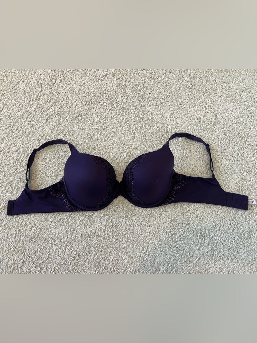Victoria's Secret Lace-Trim T-Shirt Bra in Deep Purple